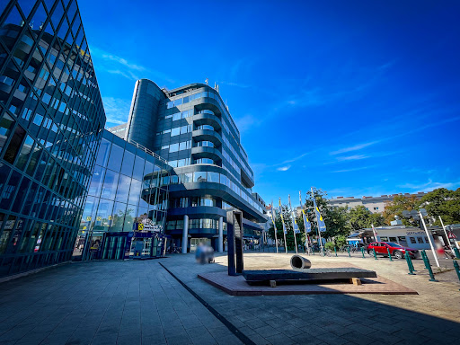 Bank and atm Bank Direkt Der Raiffeisenlandesbank Oö Ag