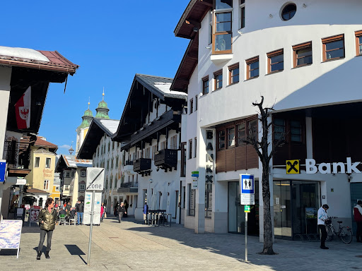 Bank and atm Bankomat