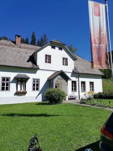 Bank and atm Brunnbachschule