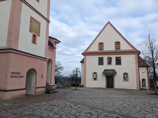 Bank and atm Katholische Kirche St. Peter Im Sulmtale
