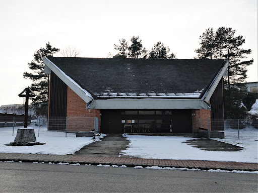 Bank and atm Katholische Kirche Zillingdorf-Bergwerk (Hl. Barbara)