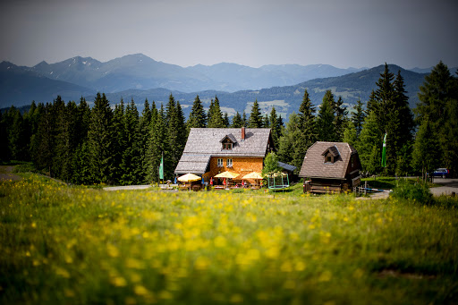 Bank and atm Murauer Hütte