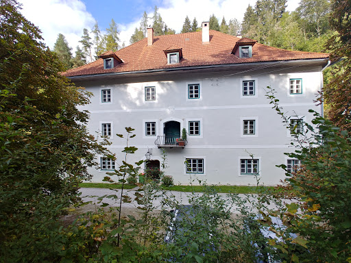 Bank and atm Naturparkhaus Schloss Grossölk