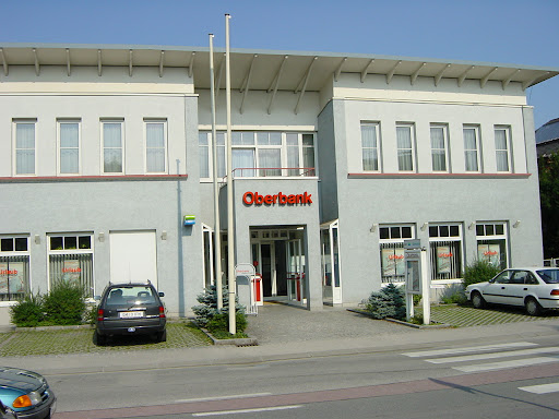 Bank and atm Oberbank