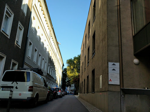 Bank and atm Österreichische Ärzte- Und Apothekerbank Ag