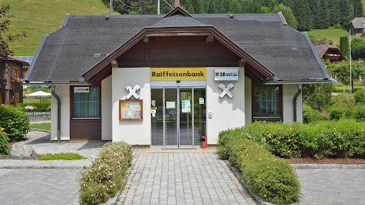 Bank and atm Raiffeisen-Bezirksbank St. Veit A. D. Glan-Feldkirchen