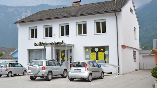 Bank and atm Raiffeisenbank Eberndorf