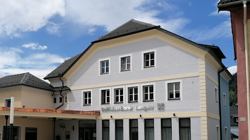 Bank and atm Raiffeisenbank Lungau