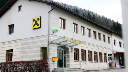Bank and atm Raiffeisenbank Mittleres Mostviertel