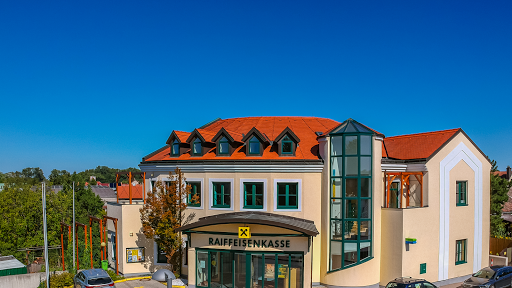 Bank and atm Raiffeisenbank Region Baden
