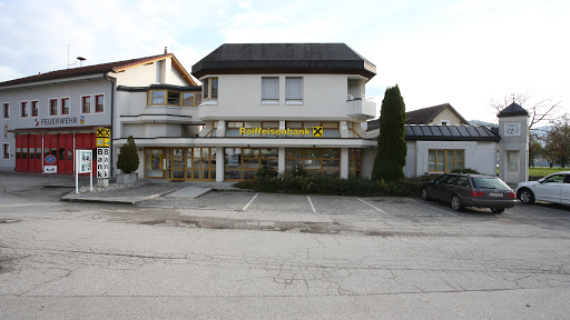 Bank and atm Raiffeisenbank Region Kirchdorf, Sb-Bankstelle