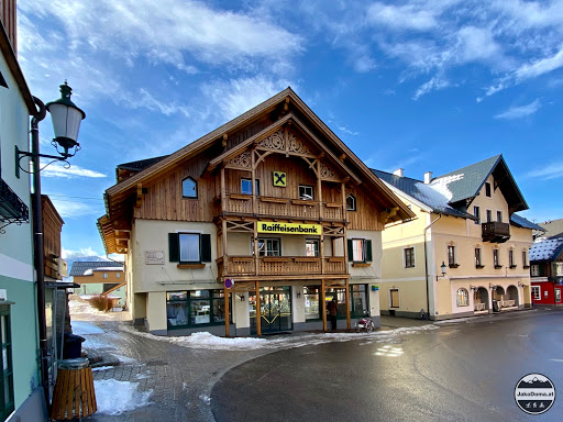 Bank and atm Raiffeisenbank Steirisches Salzkammergut-Öblarn