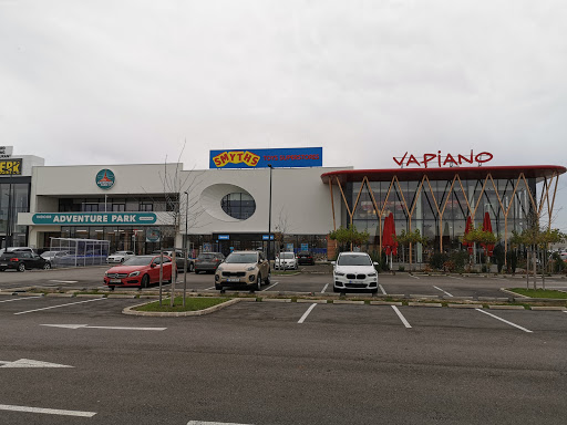 Bank and atm Smyths Toys Superstore Parndorf
