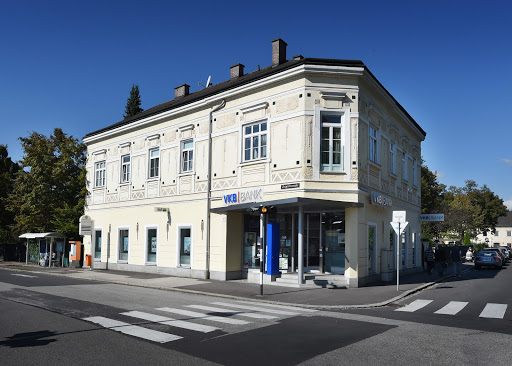 Bank and atm Vkb Filiale Linz-Kleinmünchen