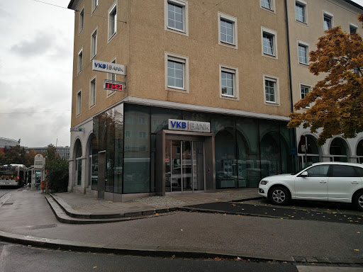 Bank and atm Vkb Filiale Linz-Urfahr