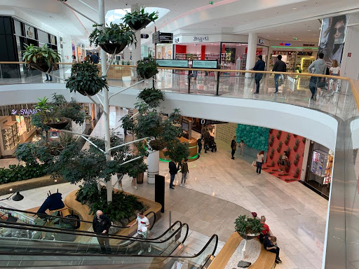 Bank and atm Westfield Shopping City Süd
